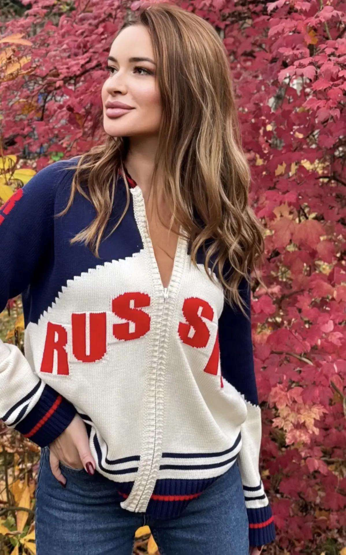 https://s.fotora.ru/4ddd3f532f9b8c7f.jpeg